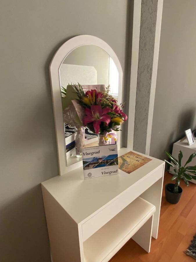 Apartmani Lazaro Višegrad Екстериор снимка